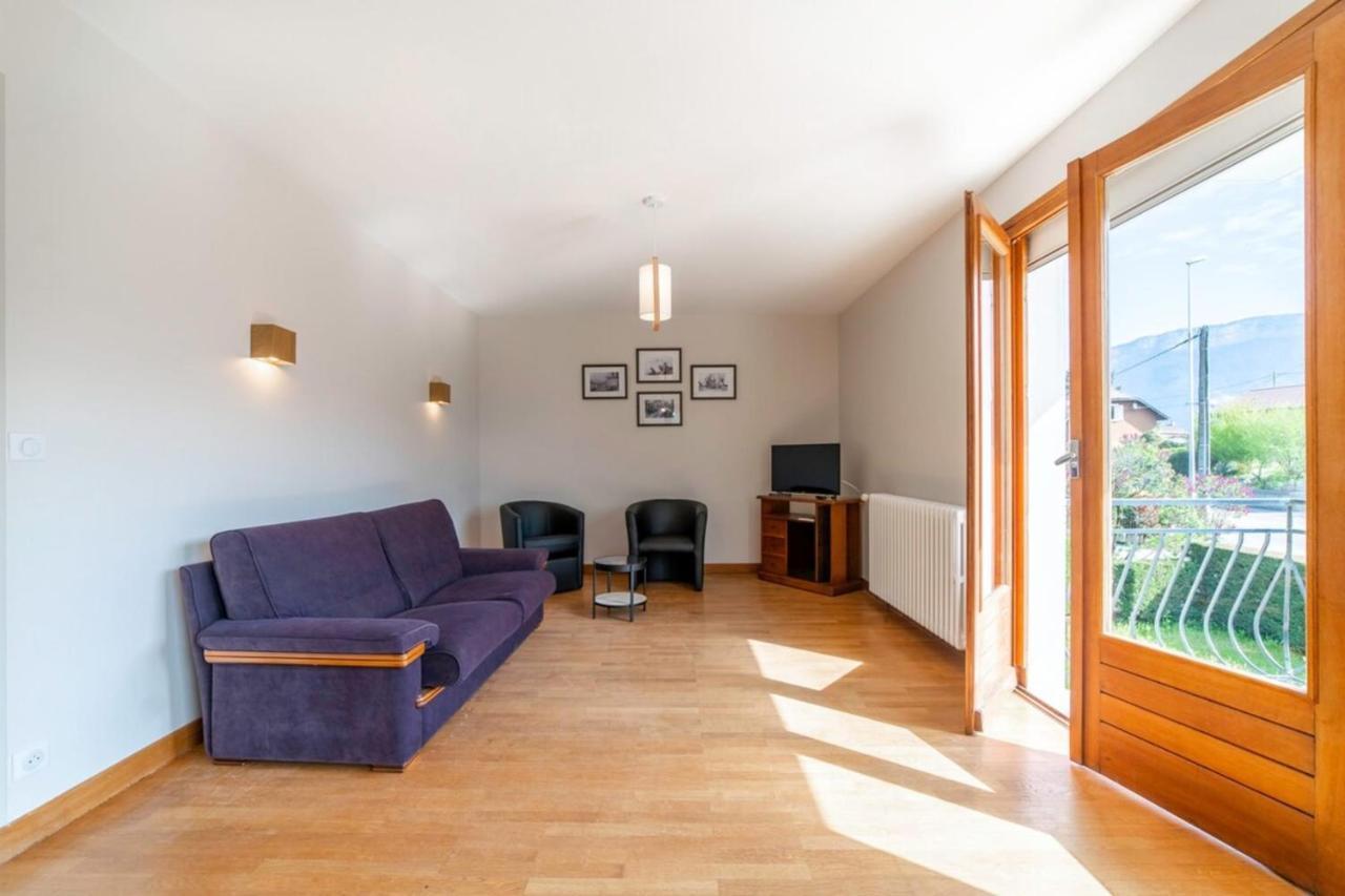 Appartement Pour 4 Personnes Proche Du Lac Sevrier Luaran gambar