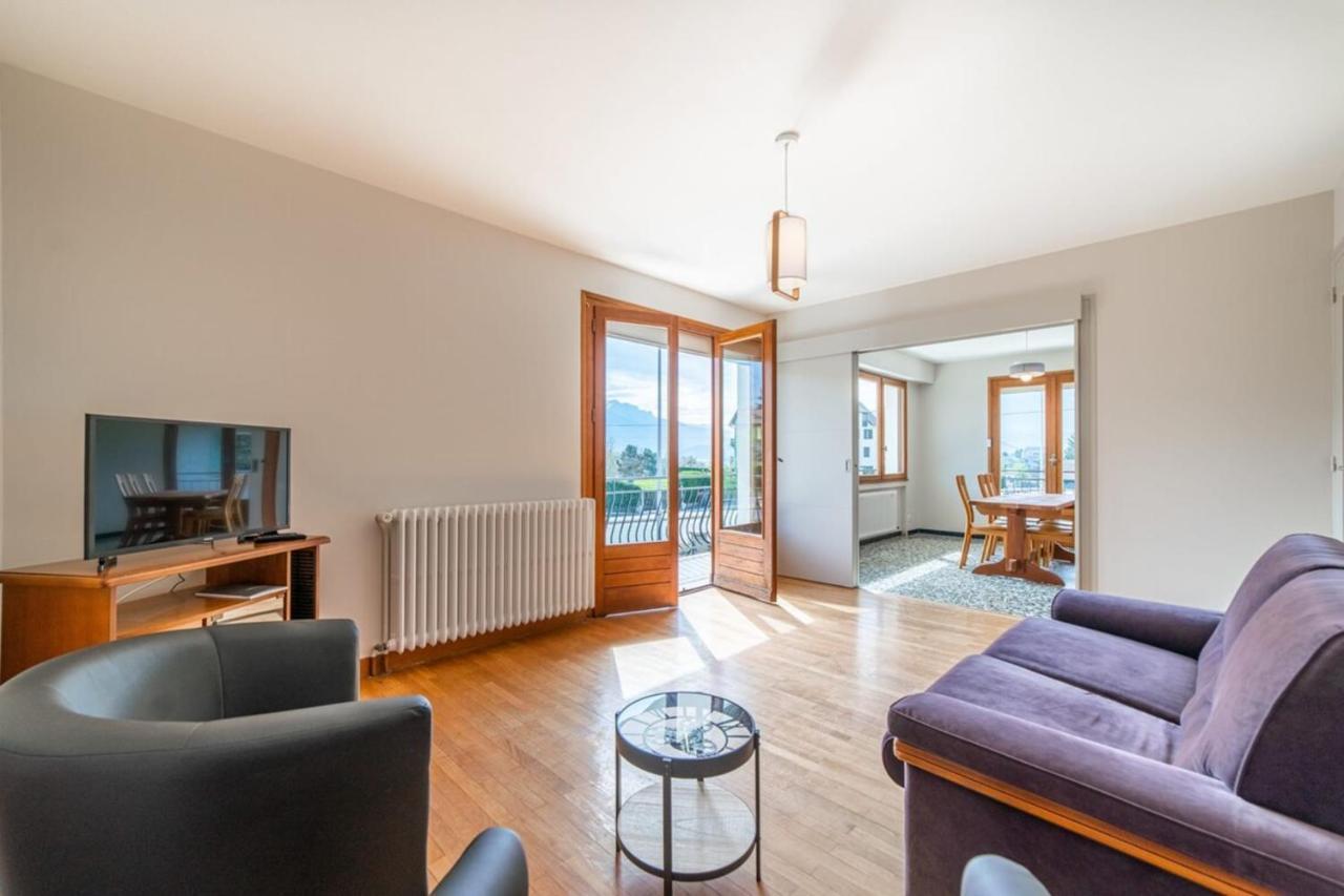 Appartement Pour 4 Personnes Proche Du Lac Sevrier Luaran gambar